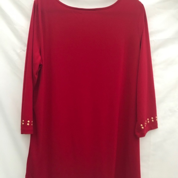 Red Blouse - Picture 4 of 4